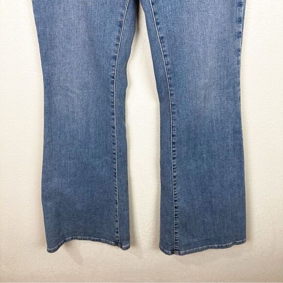 We the Free Jayde Blue Denim Jeans Flare Wide Leg Bell Bottom 31 - Picture 5 of 10